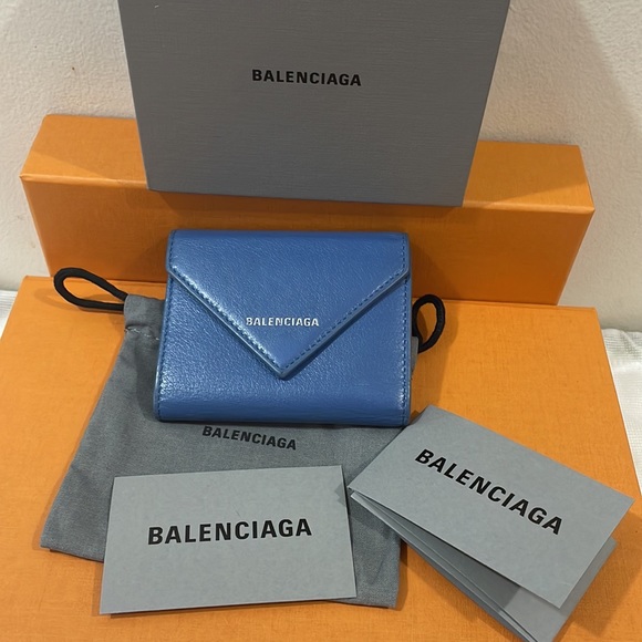 SOLD❤️Authentic Balenciaga Mini Wallet in Blue💙 - Picture 16 of 16